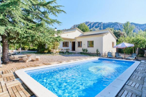 Casa con piscina y jardín, Collbato